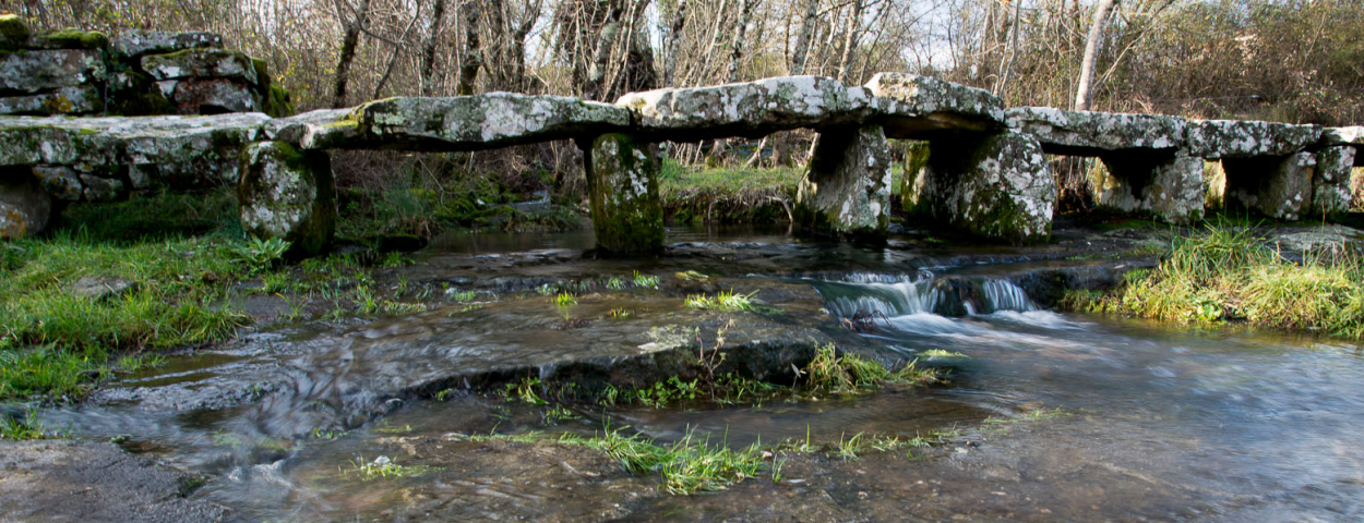 Pont mégalithique de Lablachère
